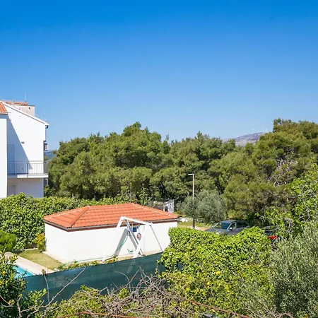 Holiday home Seaside House Okrug Donji, Ciovo - 2403 *
