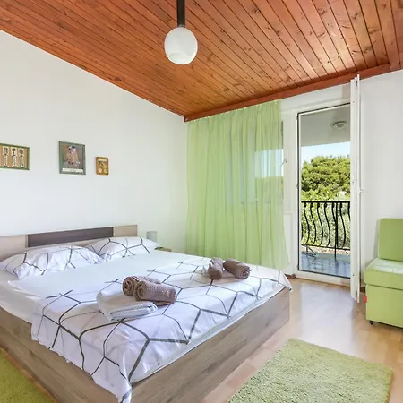 Seaside House Okrug Donji, Ciovo - 2403 * Donji Okrug (Ciovo)